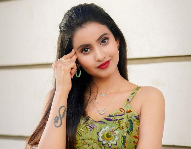 Deepika Pilli Pictures
